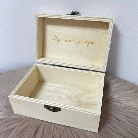 Caja madera personalizada con flores presevadas