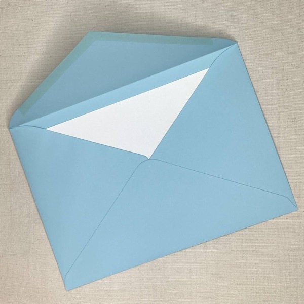 Sobre invitación Celeste