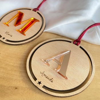 Bola de navidad con inicial