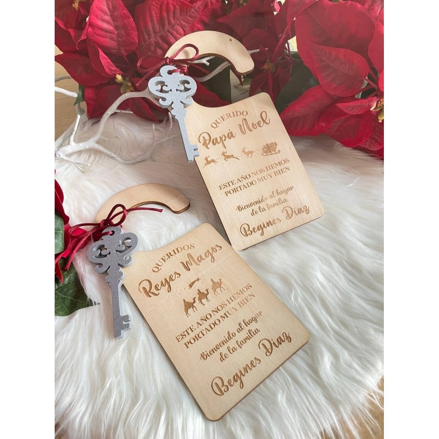 Cuelgapuerta con Llave Mágica