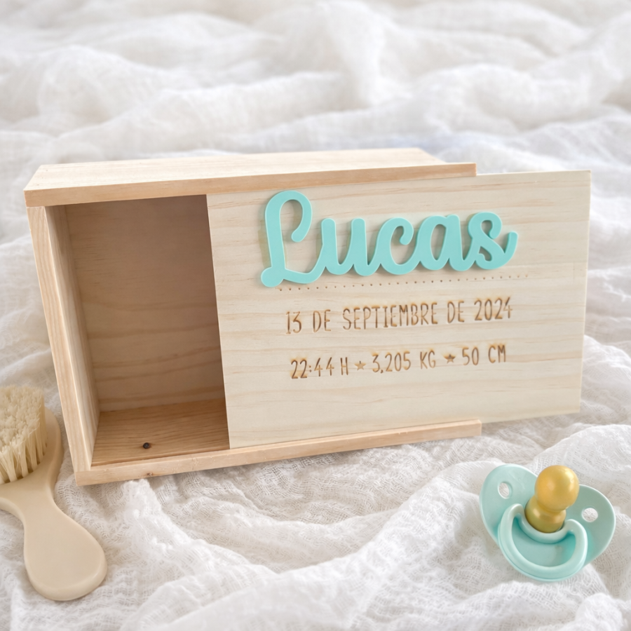 Caja recuerdos grabada