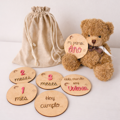 Cumple meses metacrilato