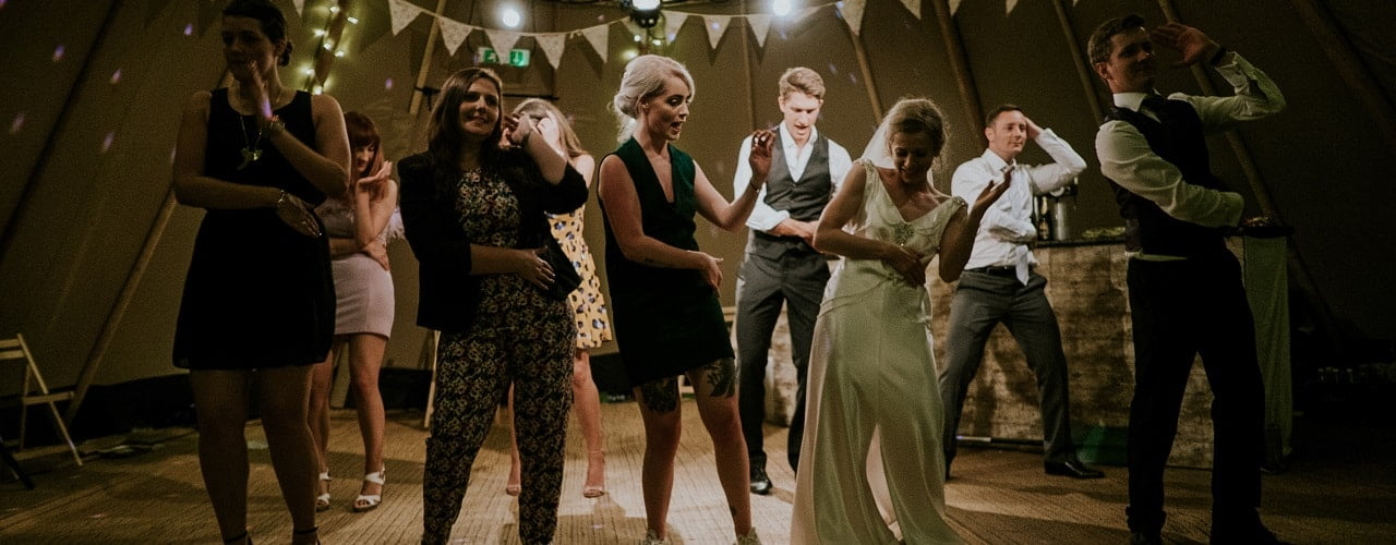 baile de invitados en una boda